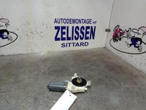 Używane Silnik szyby drzwiowej Peugeot 307 (3A/C/D) 2.0 16V Cena € 36,75 Procedura marży oferowane przez Zelissen V.O.F. autodemontage