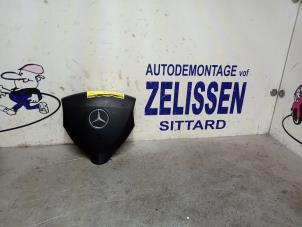 Usados Airbag izquierda (volante) Mercedes A (W169) 1.5 A-150 3-Drs. Precio € 52,50 Norma de margen ofrecido por Zelissen V.O.F. autodemontage