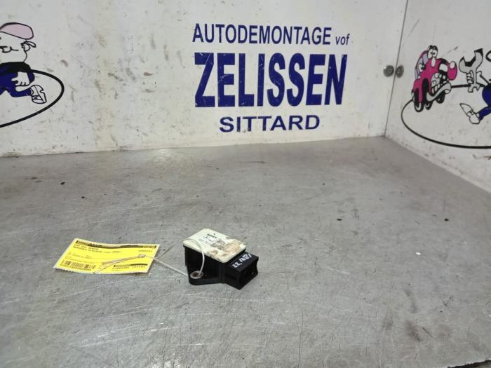 Begagnade Esp Duo-sensor Mercedes A (W169) 1.5 A-150 3-Drs. Pris € 31,50 Marginaltabell erbjuds av Zelissen V.O.F. autodemontage