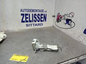 Gebrauchte Schließmechanik Heckklappe Suzuki Swift (ZA/ZC/ZD1/2/3/9) 1.3 VVT 16V Preis € 21,00 Margenregelung angeboten von Zelissen V.O.F. autodemontage