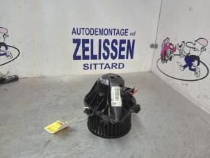 Usagé Moteur de ventilation chauffage Mini Mini Cooper S (R53) 1.6 16V Prix € 52,50 Règlement à la marge proposé par Zelissen V.O.F. autodemontage