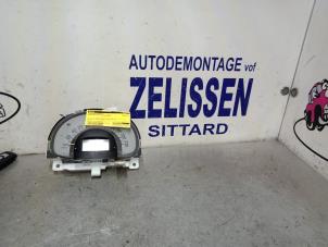 Used Instrument panel Daihatsu Sirion 2 (M3) 1.3 16V DVVT Price € 78,75 Margin scheme offered by Zelissen V.O.F. autodemontage