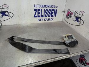 Usados Cinturón de seguridad derecha delante Peugeot 207 CC (WB) 1.6 16V Precio € 68,25 Norma de margen ofrecido por Zelissen V.O.F. autodemontage