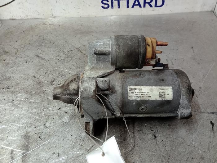 Starter from a Renault Master III (FD/HD) 2.2 dCi 16V 2002