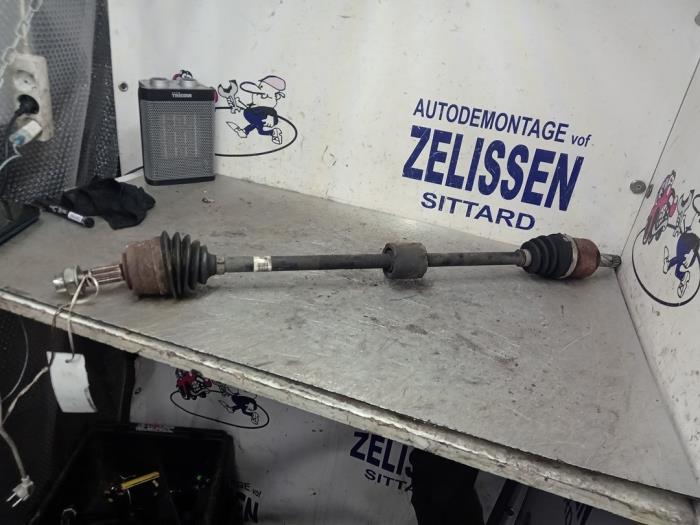 Front drive shaft, right from a Opel Corsa D 1.4 16V Twinport 2012