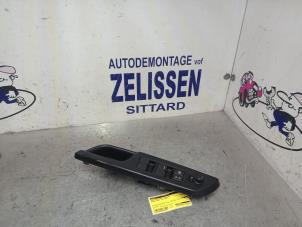 Used Electric window switch Suzuki Swift (ZA/ZC/ZD) 1.6 Sport VVT 16V Price € 42,00 Margin scheme offered by Zelissen V.O.F. autodemontage