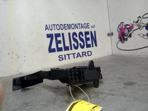 Used Accelerator pedal Volkswagen Polo V (6R) 1.2 TSI 16V BlueMotion Technology Price € 31,50 Margin scheme offered by Zelissen V.O.F. autodemontage