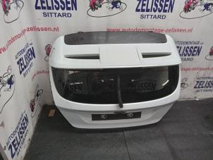 Używane Tylna klapa Ford Fiesta 6 (JA8) 1.25 16V Cena € 288,75 Procedura marży oferowane przez Zelissen V.O.F. autodemontage