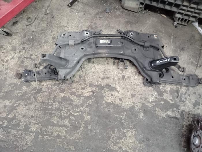 Used Subframe Alfa Romeo MiTo (955) 1.4 16V Price € 210,00 Margin scheme offered by Zelissen V.O.F. autodemontage