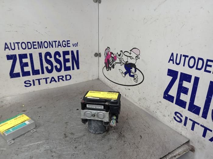 Usagé Bloc ABS Fiat Scudo (270) 2.0 D Multijet Prix € 152,25 Règlement à la marge proposé par Zelissen V.O.F. autodemontage