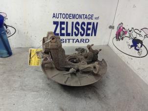 Usagé Suspension de roue avant gauche Volkswagen Caddy III (2KA,2KH,2CA,2CH) 2.0 SDI Prix € 52,50 Règlement à la marge proposé par Zelissen V.O.F. autodemontage