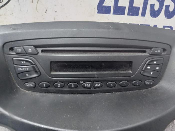 Radio/Lecteur CD d'un Ford Ka II 1.2 2012