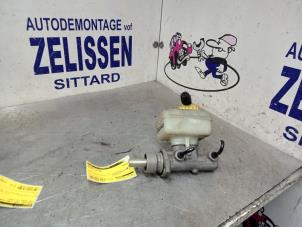 Używane Glówny cylinder hamulcowy Volkswagen Golf IV (1J1) 1.6 16V Cena € 26,25 Procedura marży oferowane przez Zelissen V.O.F. autodemontage