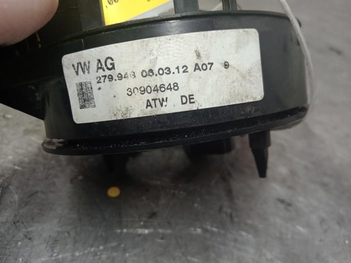 Airbagring from a Volkswagen Polo V (6R) 1.2 12V BlueMotion Technology 2012