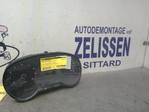 Usagé Instrument de bord Volkswagen Polo V (6R) 1.2 12V BlueMotion Technology Prix € 99,75 Règlement à la marge proposé par Zelissen V.O.F. autodemontage