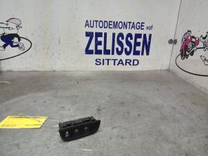 Used ESP switch Opel Karl 1.0 12V Price € 21,00 Margin scheme offered by Zelissen V.O.F. autodemontage