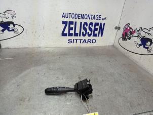 Używane Przelacznik kierunkowskazu Mitsubishi Colt (Z2/Z3) 1.3 16V Cena € 21,00 Procedura marży oferowane przez Zelissen V.O.F. autodemontage