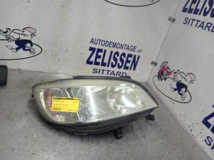 Gebrauchte Scheinwerfer rechts Opel Zafira (F75) 1.8 16V Preis € 31,50 Margenregelung angeboten von Zelissen V.O.F. autodemontage