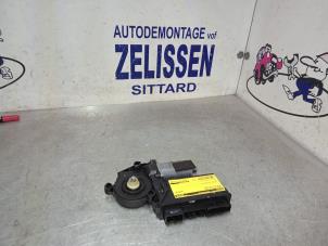 Używane Silnik szyby drzwiowej Audi A2 (8Z0) 1.4 16V Cena € 52,50 Procedura marży oferowane przez Zelissen V.O.F. autodemontage