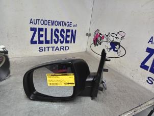 Usagé Rétroviseur extérieur gauche Nissan Note (E11) 1.6 16V Prix € 47,25 Règlement à la marge proposé par Zelissen V.O.F. autodemontage