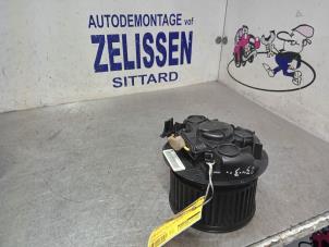 Usagé Moteur de ventilation chauffage Nissan Note (E11) 1.6 16V Prix € 73,50 Règlement à la marge proposé par Zelissen V.O.F. autodemontage