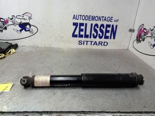 Używane Amortyzator prawy tyl Mercedes E Combi 4-matic (S211) 2.6 E-240 V6 18V Cena € 42,00 Procedura marży oferowane przez Zelissen V.O.F. autodemontage