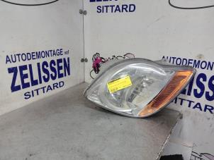 Używane Reflektor prawy Chevrolet Matiz Cena € 47,25 Procedura marży oferowane przez Zelissen V.O.F. autodemontage