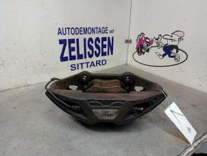 Used Front brake calliper, left BMW 7 serie (G11/12) 750i,Li XDrive V8 32V Price € 141,75 Margin scheme offered by Zelissen V.O.F. autodemontage