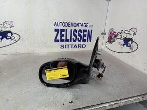 Usagé Rétroviseur gauche Peugeot 206 (2A/C/H/J/S) 2.0 GTI 16V Prix € 36,75 Règlement à la marge proposé par Zelissen V.O.F. autodemontage