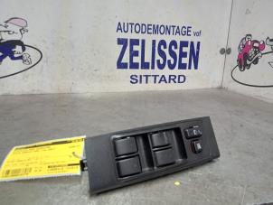 Gebrauchte Elektrisches Fenster Schalter Toyota Corolla Verso (R10/11) 2.2 D-4D 16V Preis € 42,00 Margenregelung angeboten von Zelissen V.O.F. autodemontage