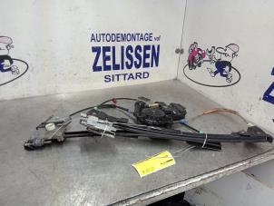 Used Window mechanism 4-door, front right Volkswagen Golf III Cabrio Restyling (1E7) 1.6 Price on request offered by Zelissen V.O.F. autodemontage