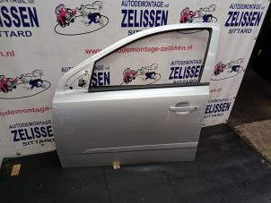 Gebrauchte Tür 4-türig links vorne Opel Astra H (L48) 1.6 16V Twinport Preis € 157,50 Margenregelung angeboten von Zelissen V.O.F. autodemontage