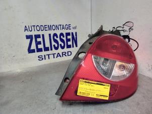 Used Taillight, right Renault Clio III (BR/CR) 1.2 16V 75 Price € 31,50 Margin scheme offered by Zelissen V.O.F. autodemontage