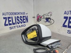 Used Wing mirror, left Peugeot 508 (8D) 1.6 HDiF 16V Price € 152,25 Margin scheme offered by Zelissen V.O.F. autodemontage