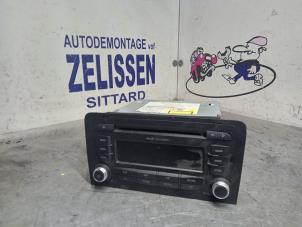Usagé Radio/Lecteur CD Audi A3 Sportback (8PA) 1.4 TFSI 16V Prix € 131,25 Règlement à la marge proposé par Zelissen V.O.F. autodemontage