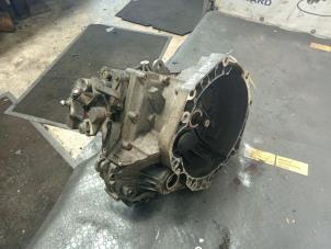 Getriebe van een MINI Mini Cooper S (R53) 1.6 16V 2003