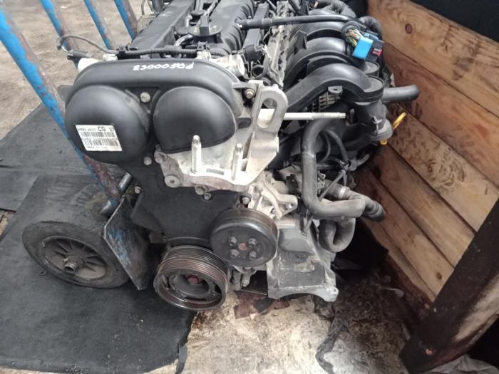 Motor van een Ford Focus 2 1.6 Ti-VCT 16V 2006