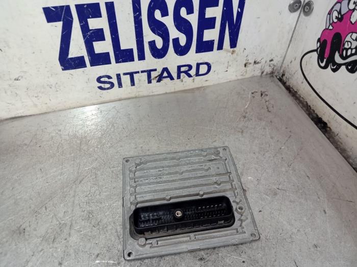 Used Engine management computer Ford Focus 2 1.6 Ti-VCT 16V Price € 152,25 Margin scheme offered by Zelissen V.O.F. autodemontage