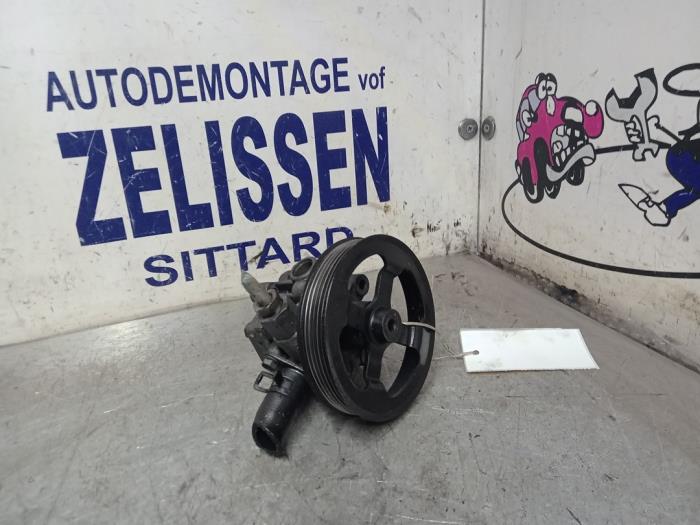 Usagé Pompe direction assistée Dodge Caliber 1.8 16V Prix € 131,25 Règlement à la marge proposé par Zelissen V.O.F. autodemontage