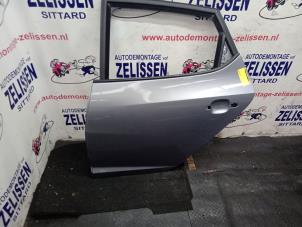 Używane Drzwi lewe tylne wersja 4-drzwiowa Seat Ibiza IV (6J5) Cena € 183,75 Procedura marży oferowane przez Zelissen V.O.F. autodemontage