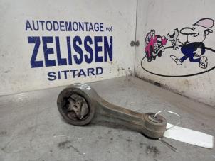 Używane Wspornik silnika Seat Ibiza IV SC (6J1) Cena € 21,00 Procedura marży oferowane przez Zelissen V.O.F. autodemontage