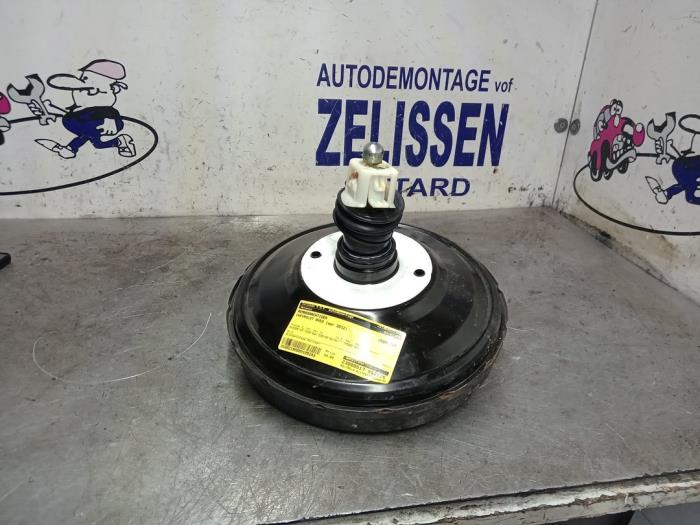 Begagnade Bromsservo Chevrolet Aveo (300) 1.2 16V Pris € 52,50 Marginaltabell erbjuds av Zelissen V.O.F. autodemontage