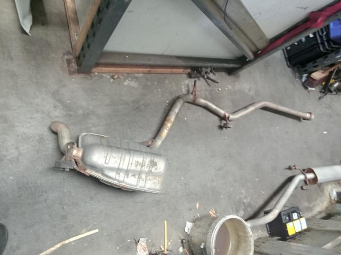 Gebrauchte Auspuff Enddämpfer Mercedes E (W211) 2.7 E-270 CDI 20V Preis € 78,75 Margenregelung angeboten von Zelissen V.O.F. autodemontage