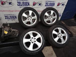 Usagé Jeu de jantes sport + pneus Mercedes A (W169) 1.5 A-150 5-Drs. Prix sur demande proposé par Zelissen V.O.F. autodemontage