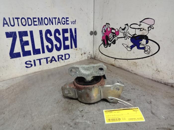 Used Engine mount Opel Corsa D 1.4 16V Twinport Price € 36,75 Margin scheme offered by Zelissen V.O.F. autodemontage