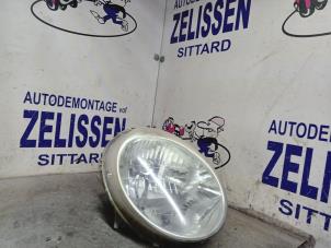 Używane Reflektor prawy Chevrolet Matiz 0.8 S,SE Cena € 52,50 Procedura marży oferowane przez Zelissen V.O.F. autodemontage