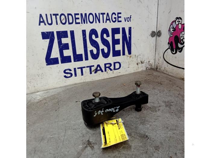 Usagé Support moteur Renault Scénic I (JA) 1.6 16V Prix € 21,00 Règlement à la marge proposé par Zelissen V.O.F. autodemontage