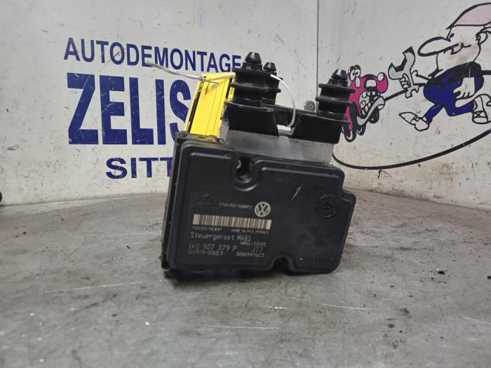 Begagnade ABS-pump Volkswagen Golf V (1K1) 1.4 FSI 16V Pris € 89,25 Marginaltabell erbjuds av Zelissen V.O.F. autodemontage