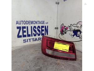 Używane Tylne swiatlo pozycyjne lewe Audi A3 Limousine (8VS/8VM) 1.0 TFSI 12V Cena € 141,75 Procedura marży oferowane przez Zelissen V.O.F. autodemontage