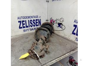 Usagé Barre amortisseur avant droit Opel Zafira (F75) 1.8 16V Prix € 47,25 Règlement à la marge proposé par Zelissen V.O.F. autodemontage
